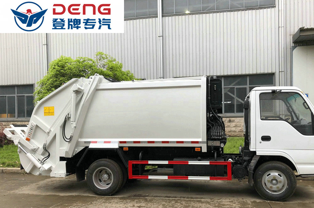 五十鈴壓縮垃圾車（4-6方）_09