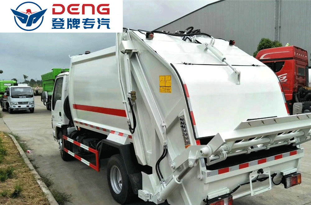 五十鈴壓縮垃圾車（4-6方）_10