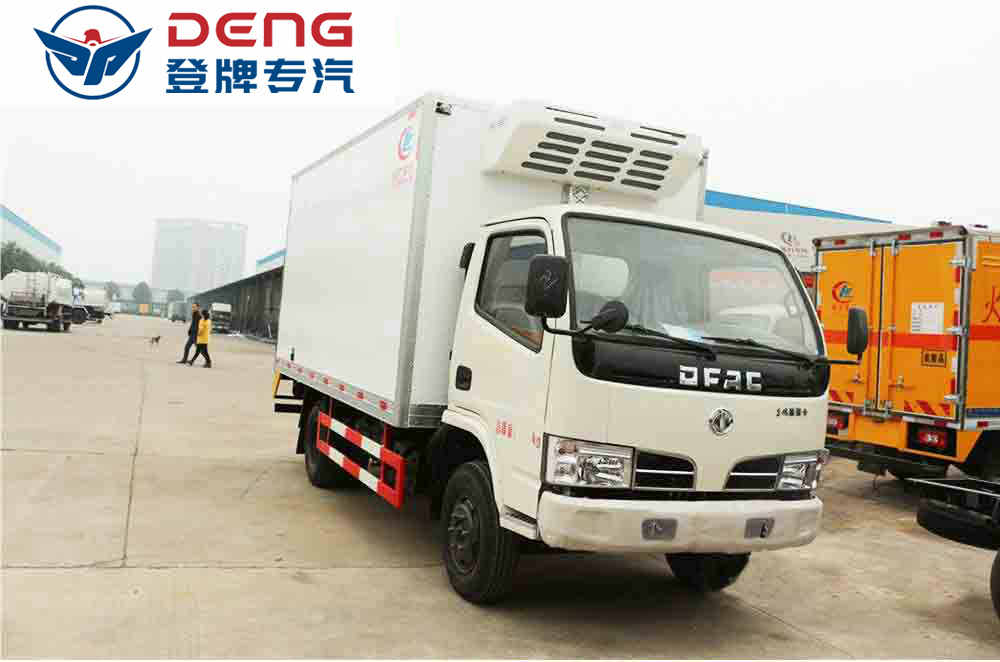 東風(fēng)小多利卡CLW5040XLC5冷藏車(chē)_06