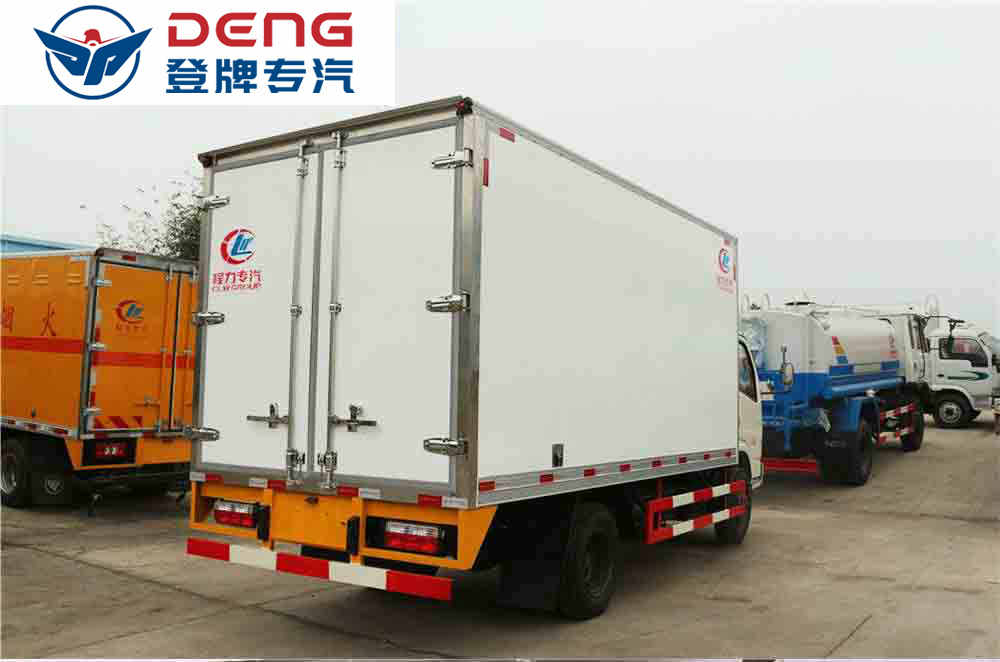 東風(fēng)小多利卡CLW5040XLC5冷藏車(chē)_10