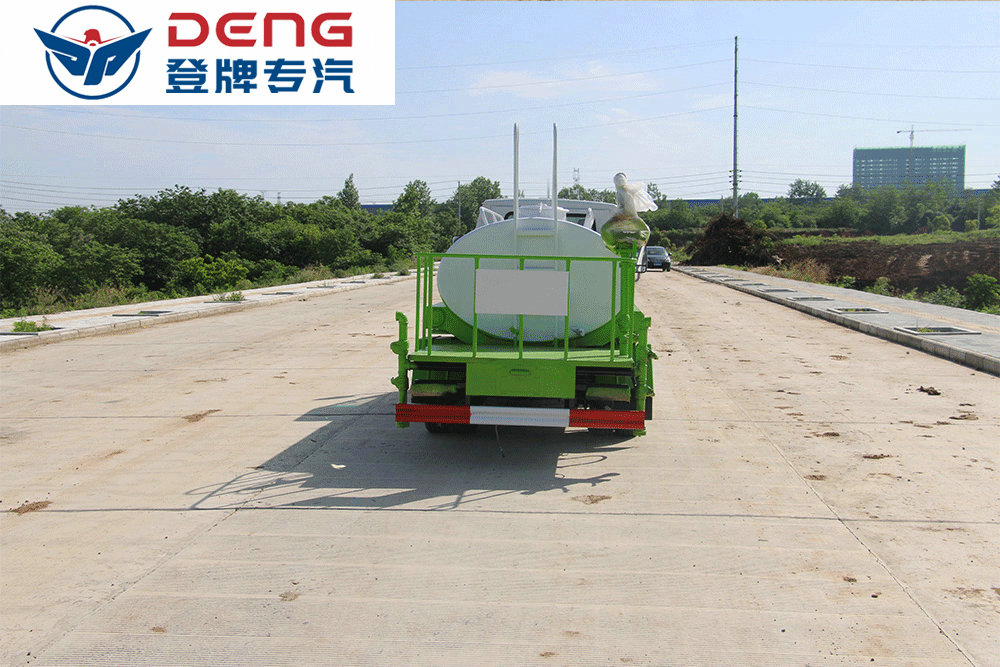 國(guó)六汽油發(fā)動(dòng)機(jī)3方灑水車_09