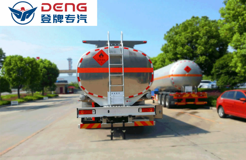 國(guó)六解放J6前四后八油罐車_09